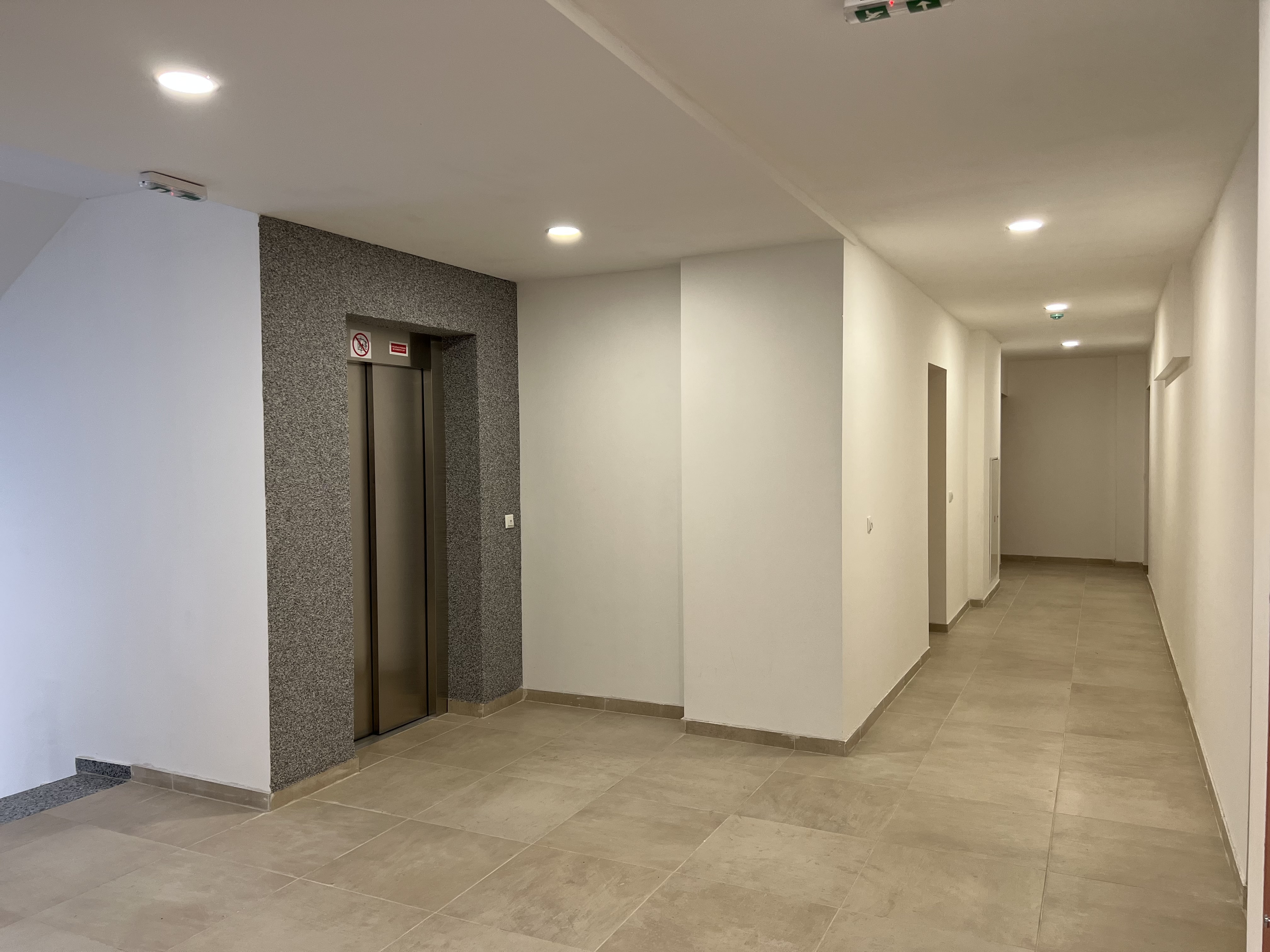 1695588064539510-min